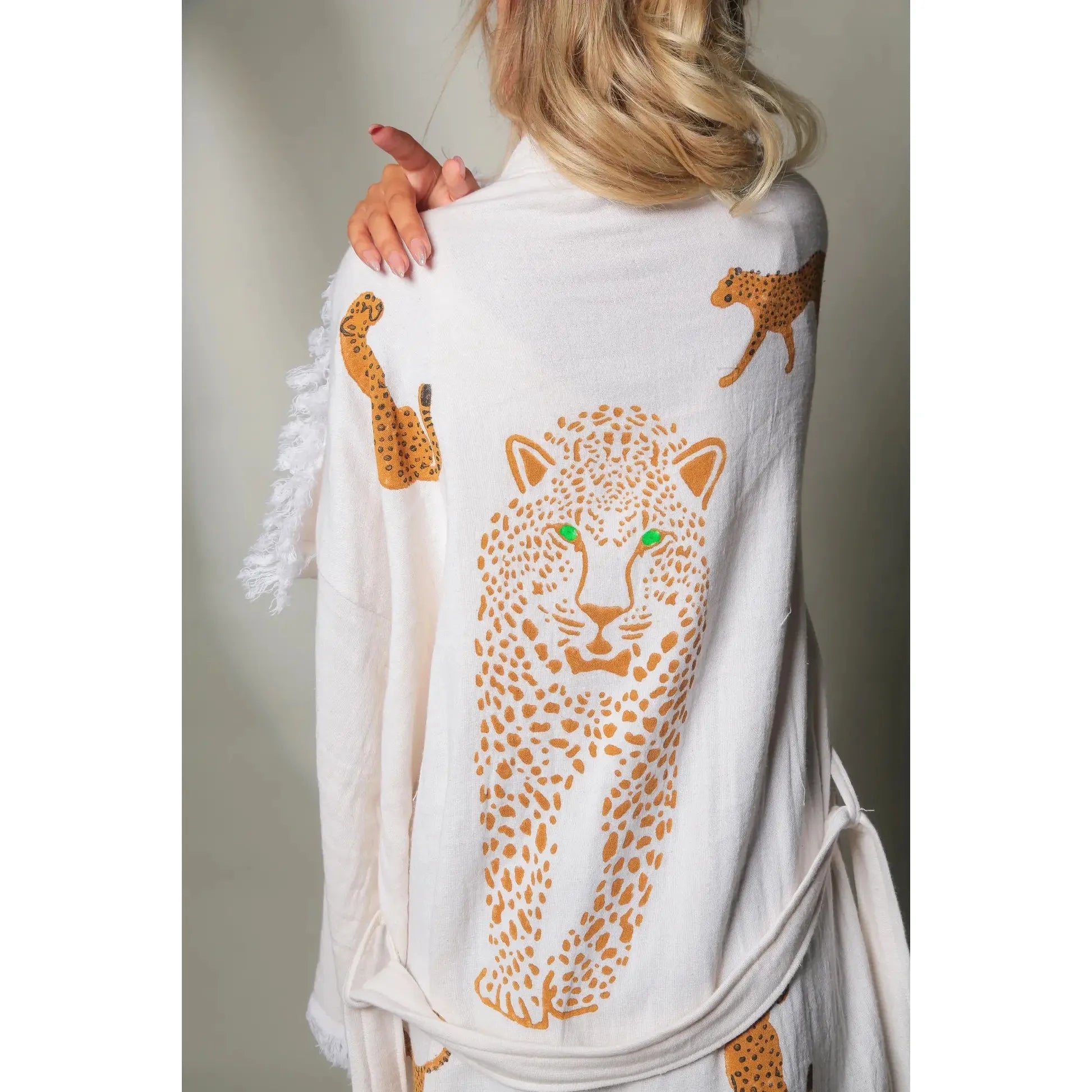 MOA Tiger – & Kaftan Wild Robe Wren Kimono