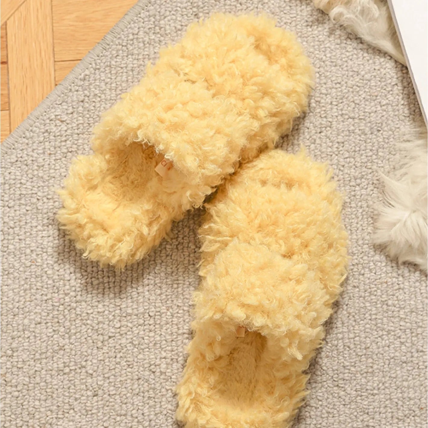 Home Furry Slippers Women Fur Slides Fluffy Slippers platform House Slippers  Winter Shoes Indoor Woman Shoes Fur Slippers