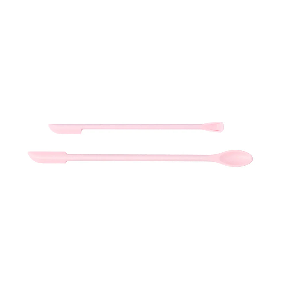 Jenny Patinkin Beauty Bestie Product Prolongers, Set of 2. Tools to scoop and scrape the last little bit of your products
Set of 2 dual-ended silicone scoops, 6" long and 4.5" long. Flexible spoon on one end, spatula on the other. Sized to get to the very bottom and hug into the corners of your makeup and skincare containers.
