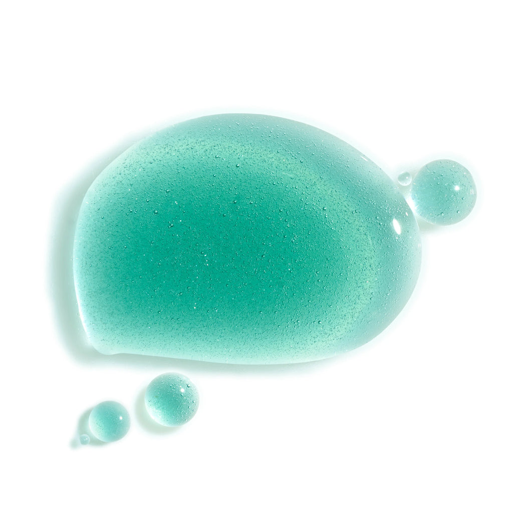 An impossibly bright and succulent union of our precious blue tansy, jasmine, ylang-ylang, and zesty citrus oils deliver mood-boosting pleasure while potent doses of niacinamide, vitamin C, and hyaluronic acid release skin from years of dullness to reset your natural vitality for an unprecedented dewy glow.