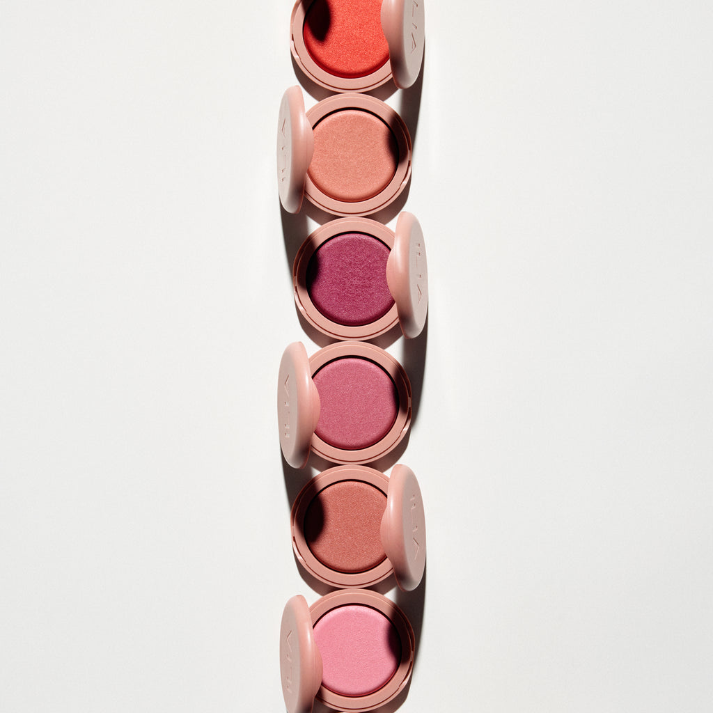 Color shade swatch. Weightless color meets a soft-focus filter.