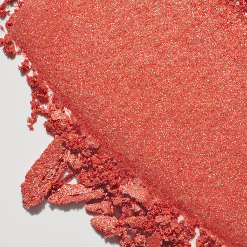 Weightless color meets a soft-focus filter.