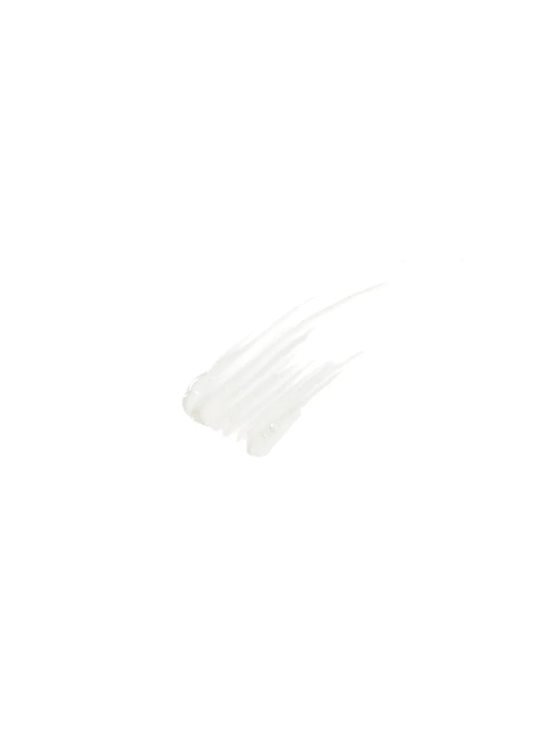 Shade Swatch CLEAR 02: Clear, without colour pigments and with a silky sheen, this reflective shade creates a