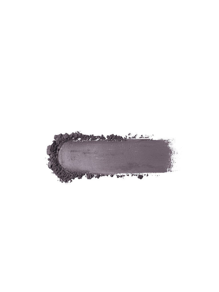 Shade swatch LAVENDER GREY 05: In rich grey with smoky, lilac undertones in a silky matt texture, this shade is suitable as a daytime smokey eye variant for every eye color.