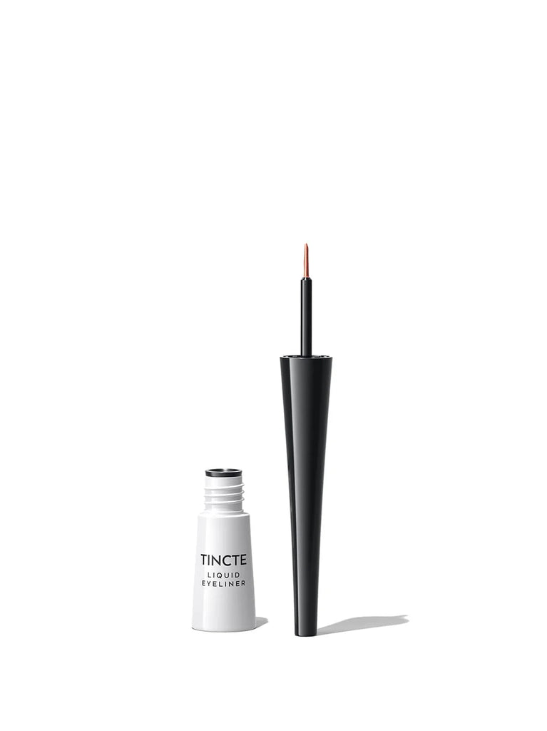 Precise brush eyeliner with long-lasting effect