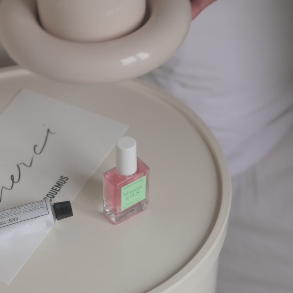 The ideal duo for caring for your nails&nbsp;day and night.