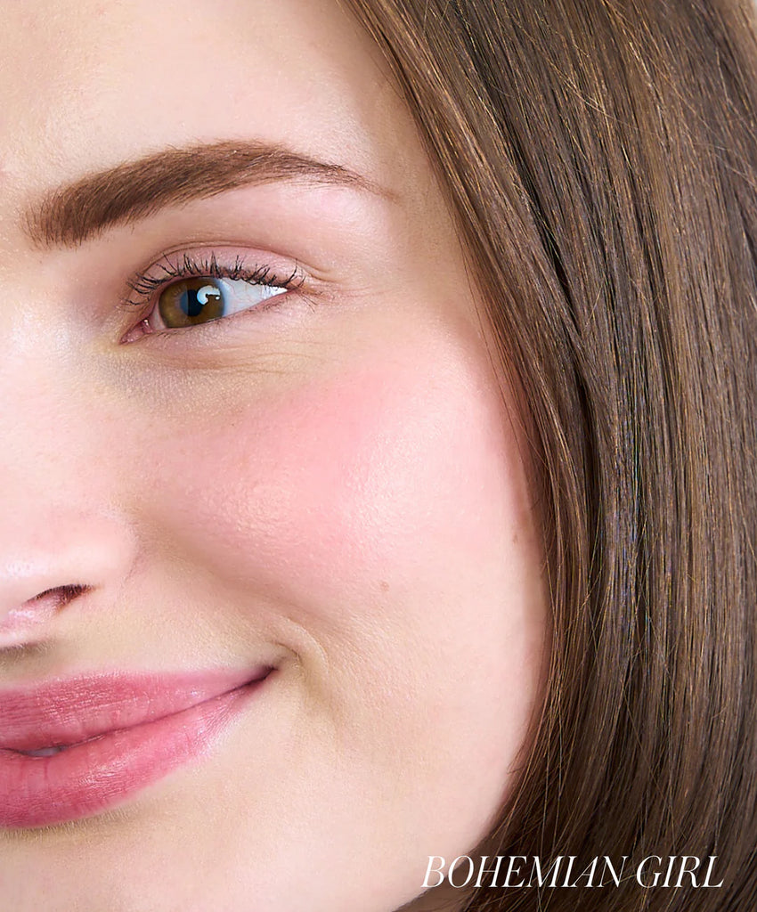 Model wearing shade Bohemian Girl